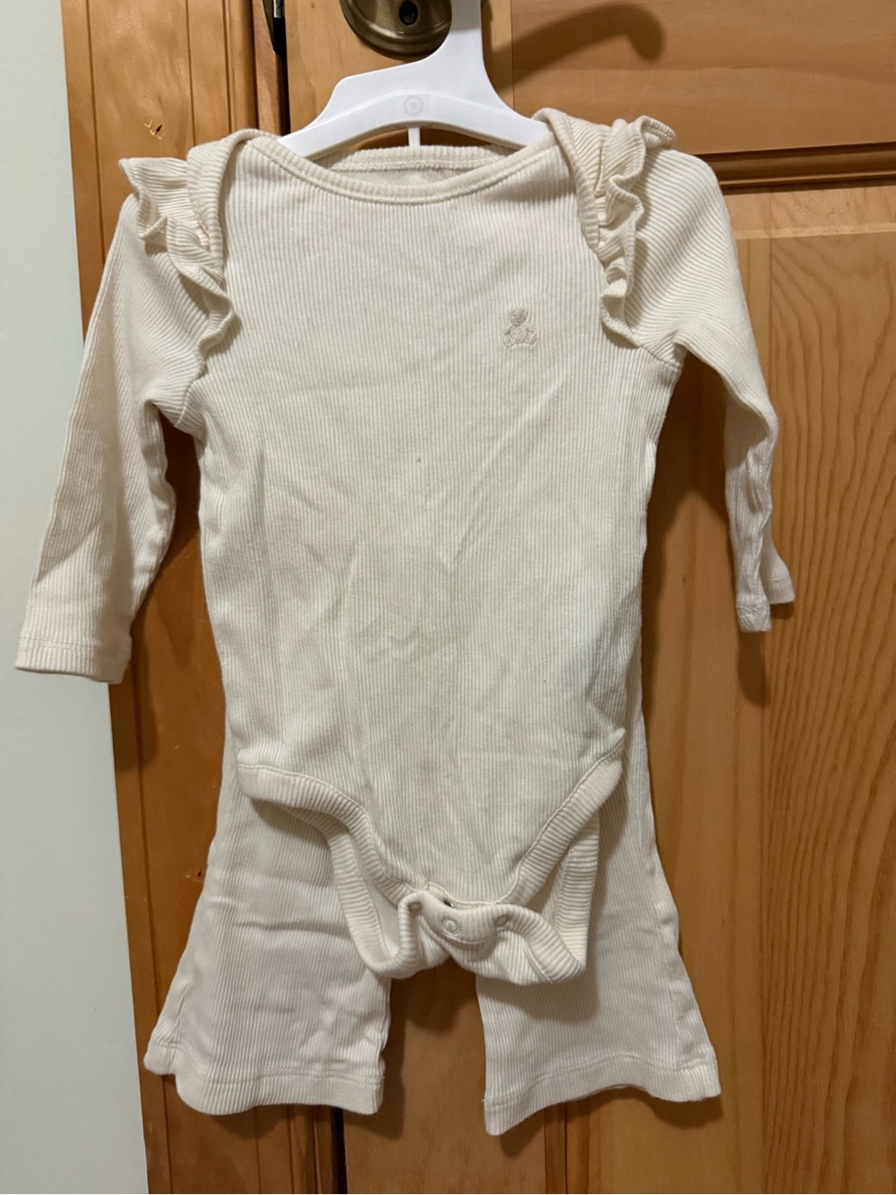 Baby Gap Cream Ribbed Ruffle One-Piece Bodysuit and Flare pants